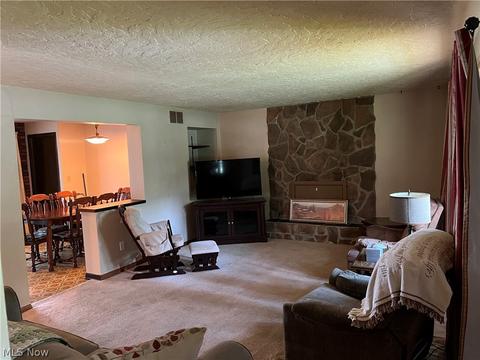 434 Hilliard Rd, Elyria, OH 44035 photo 2