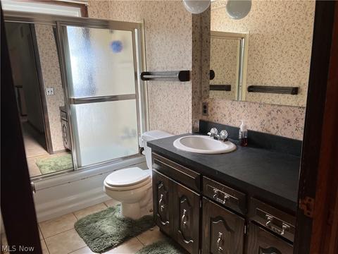 434 Hilliard Rd, Elyria, OH 44035 photo 8