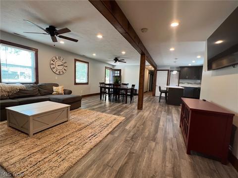 11903 Bean Rd, Chardon, OH 44024 photo 8