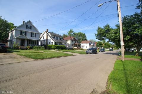 230 Spruce St, Elyria, OH 44035 photo 20