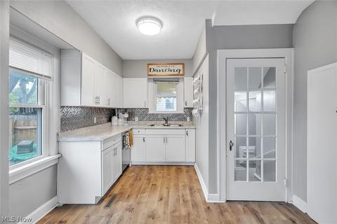 535 Ohio St, Elyria, OH 44035 photo 8