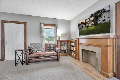 535 Ohio St, Elyria, OH 44035 photo 6