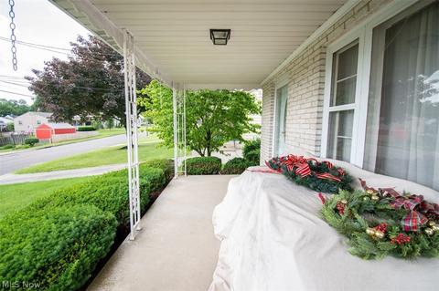561 Audrey Ln, Struthers, OH 44471 photo 4