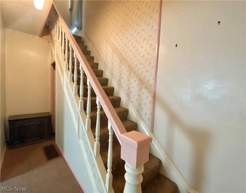 1643 W 8th St, Ashtabula, OH 44004 photo 3