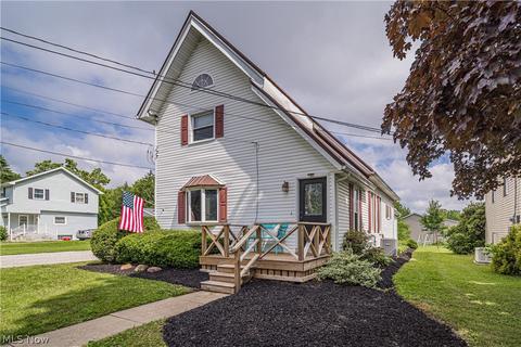89 E Ashtabula St, Jefferson, OH 44047 photo 2