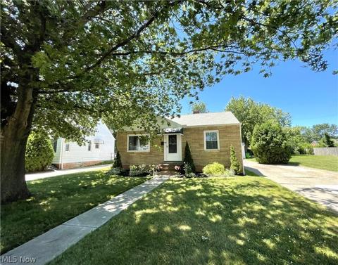 900 E 260th St, Euclid, OH 44132 photo 35