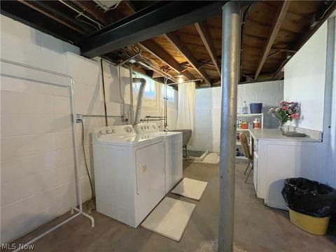 900 E 260th St, Euclid, OH 44132 photo 28
