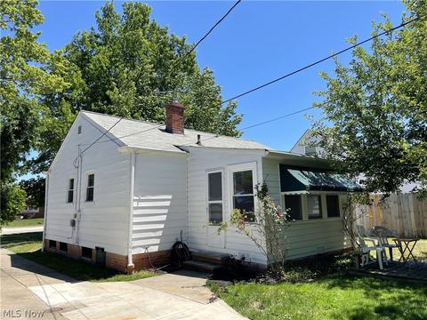900 E 260th St, Euclid, OH 44132 photo 33