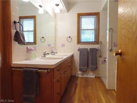 3224 Brunk Rd, Akron, OH 44312 photo 8