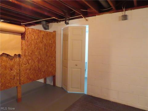 3224 Brunk Rd, Akron, OH 44312 photo 32