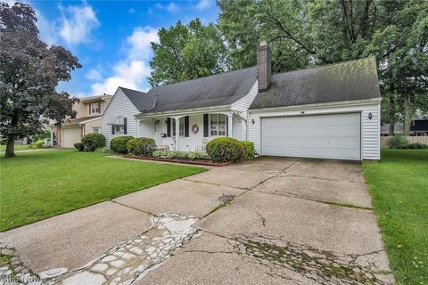 331 Georgia Ave, Elyria, OH 44035 photo 1