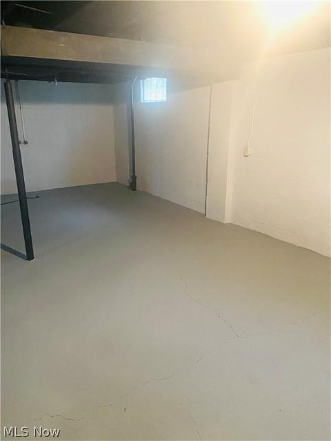 646 Elm St, Struthers, OH 44471 photo 14