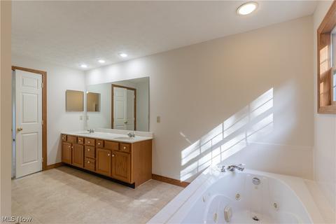 7159 Longview Dr, Solon, OH 44139 photo 22