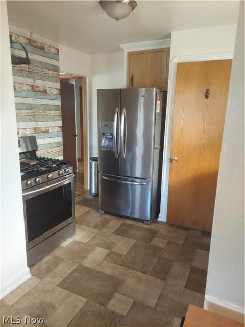 7718 Ackley Rd, Parma, OH 44129 photo 5
