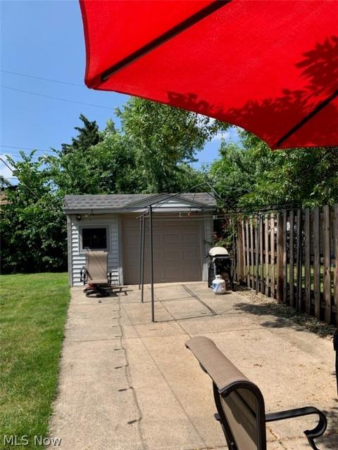 7718 Ackley Rd, Parma, OH 44129 photo 3