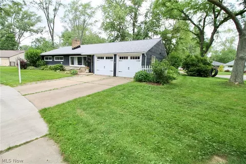 350 Adrian Dr, Berea, OH 44017 photo 27