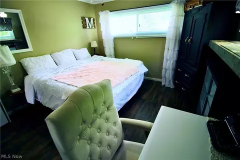 350 Adrian Dr, Berea, OH 44017 photo 16