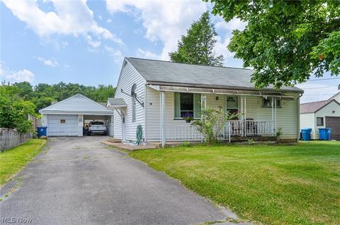 509 9th St, Struthers, OH 44471 photo 1
