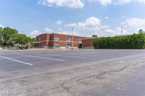 509 9th St, Struthers, OH 44471 photo 14