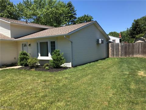 157 Valley Forge Cir, Elyria, OH 44035 photo 23