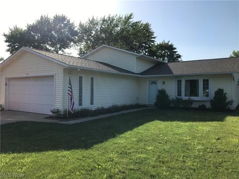 157 Valley Forge Cir, Elyria, OH 44035 photo 21