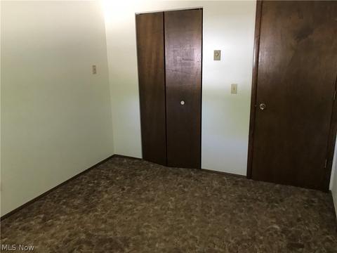 157 Valley Forge Cir, Elyria, OH 44035 photo 14