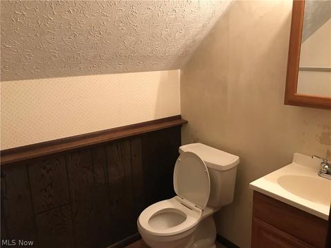 157 Valley Forge Cir, Elyria, OH 44035 photo 19