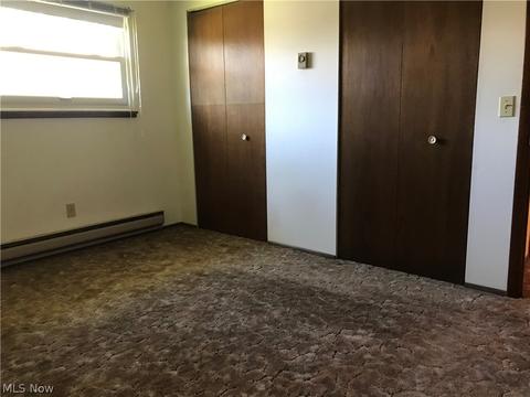 157 Valley Forge Cir, Elyria, OH 44035 photo 10