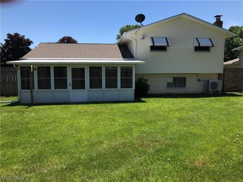 157 Valley Forge Cir, Elyria, OH 44035 photo 6