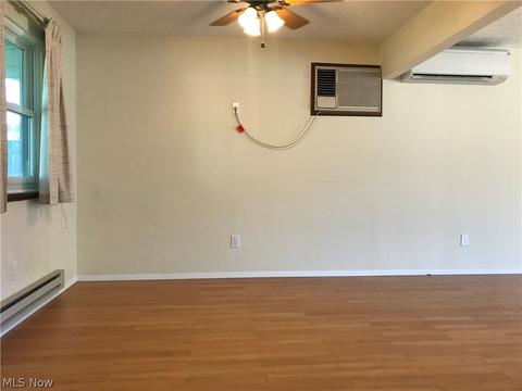 157 Valley Forge Cir, Elyria, OH 44035 photo 8