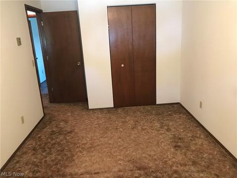 157 Valley Forge Cir, Elyria, OH 44035 photo 12
