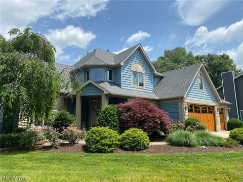 108 Vanderbilt Ct, Elyria, OH 44035 photo 1