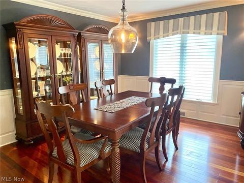 108 Vanderbilt Ct, Elyria, OH 44035 photo 3