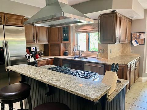 108 Vanderbilt Ct, Elyria, OH 44035 photo 7