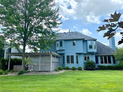 108 Vanderbilt Ct, Elyria, OH 44035 photo 25