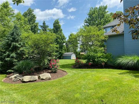 108 Vanderbilt Ct, Elyria, OH 44035 photo 26
