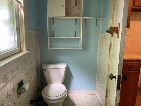 5324 Chestnut Ave, Ashtabula, OH 44004 photo 4