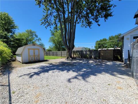 237 Winckles St, Elyria, OH 44035 photo 27