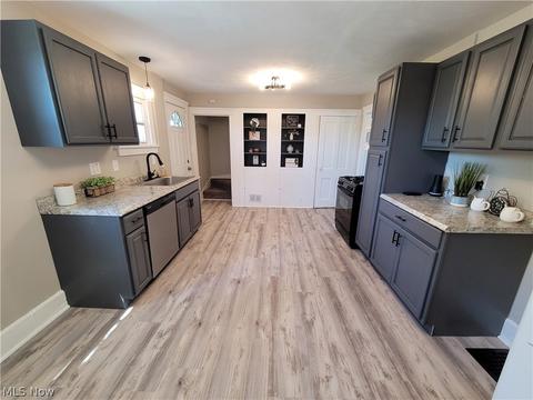 237 Winckles St, Elyria, OH 44035 photo 11
