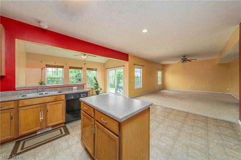 122 Firestone Dr, Berea, OH 44017 photo 13