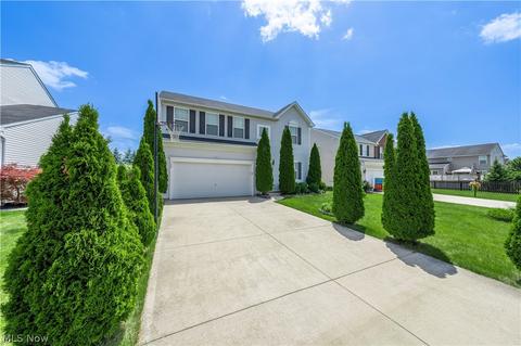 122 Firestone Dr, Berea, OH 44017 photo 1