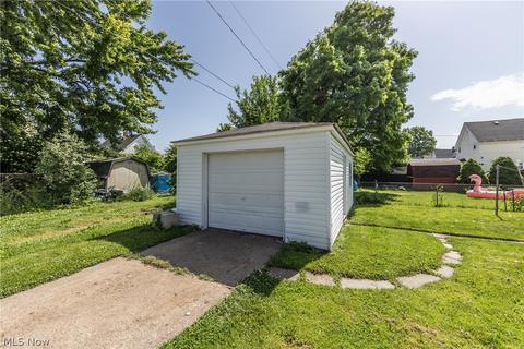 2403 E 33rd St, Lorain, OH 44055 photo 33