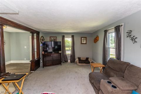 2403 E 33rd St, Lorain, OH 44055 photo 5