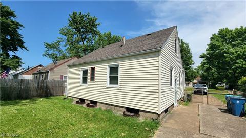 1604 Maple Dr, Lorain, OH 44052 photo 5