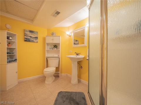 361 High Tee St, Willowick, OH 44095 photo 23