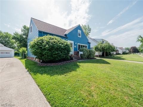 361 High Tee St, Willowick, OH 44095 photo 3