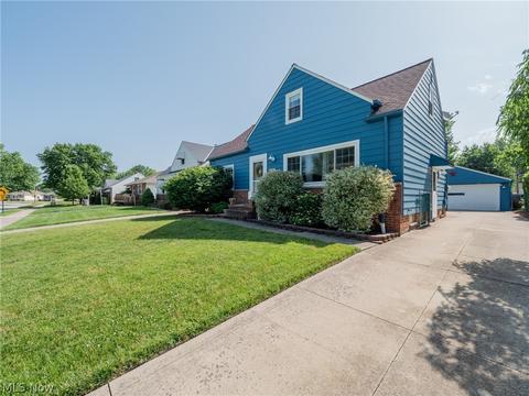 361 High Tee St, Willowick, OH 44095 photo 2