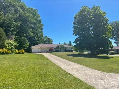 6216 Old Woods Rd, Ashtabula, OH 44004 photo 1