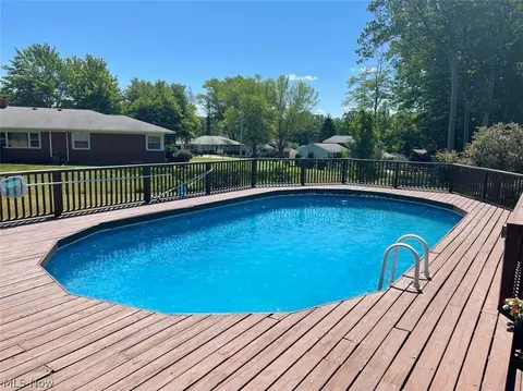 6216 Old Woods Rd, Ashtabula, OH 44004 photo 5