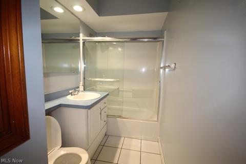 10610 Windham Rd, Parma, OH 44130 photo 18